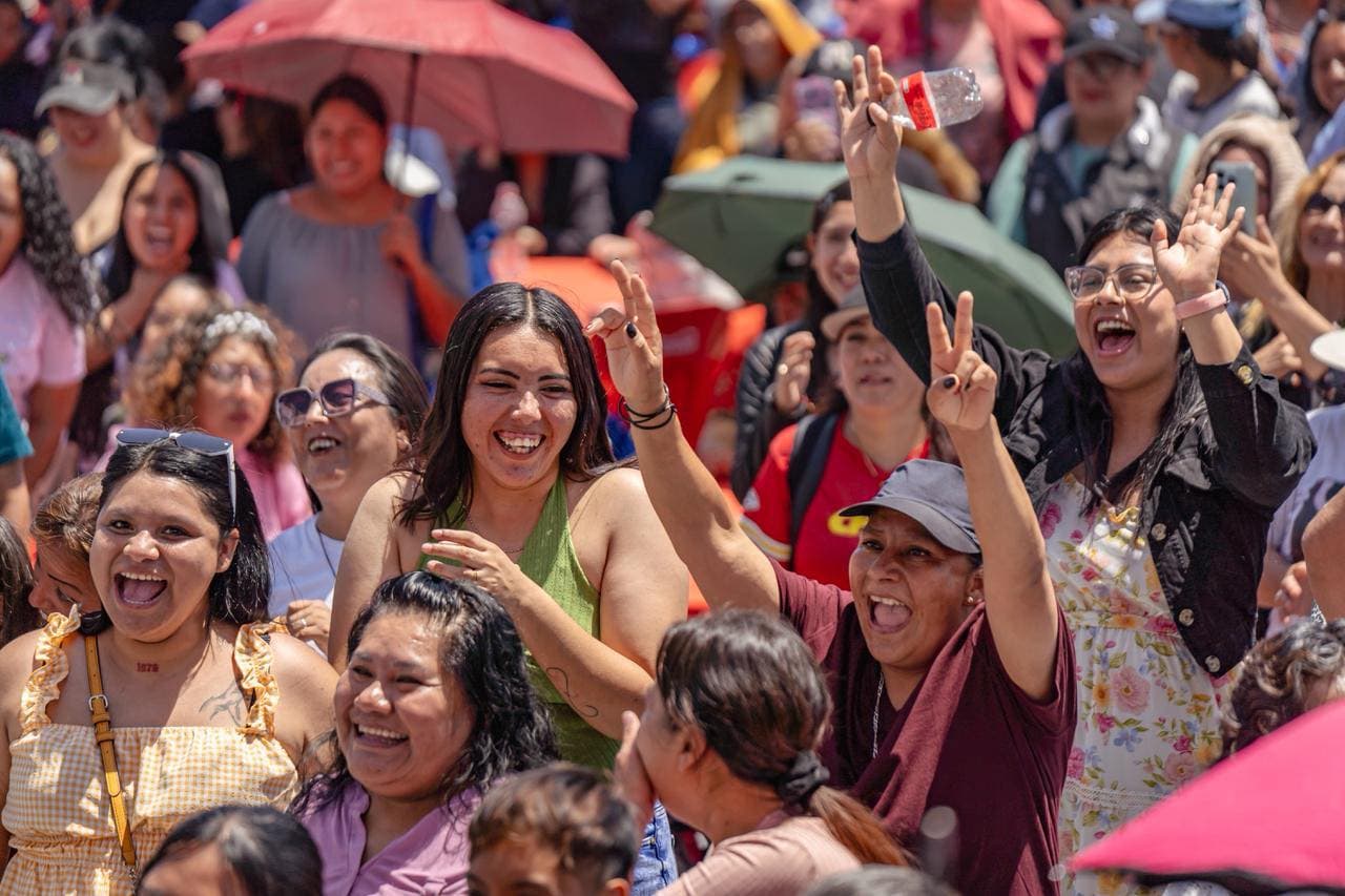 Más de 40 años celebrando a las mamás de Tijuana con fiesta y regalos